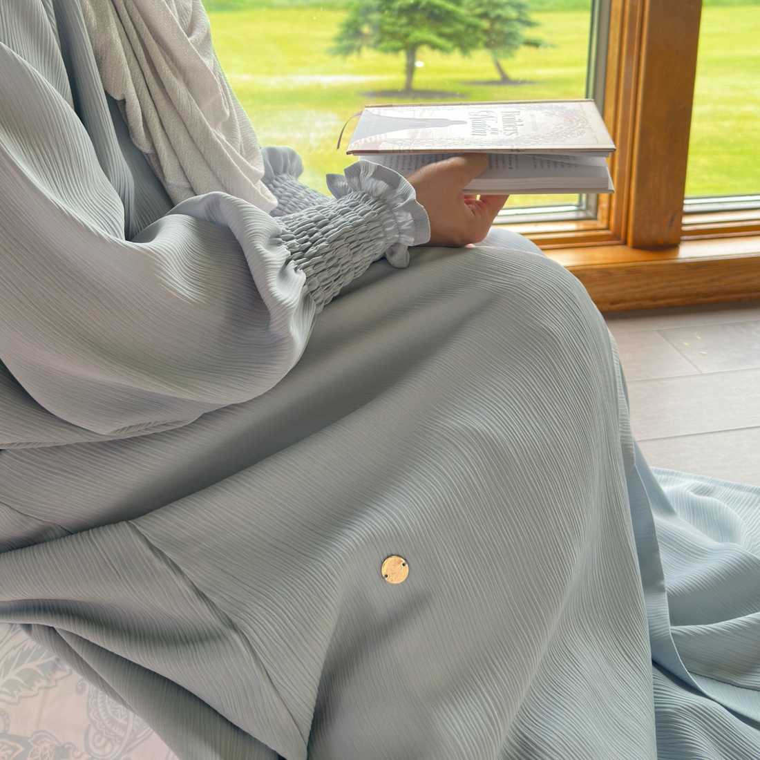 The Beauty of Modesty: Finding Confidence in Your Abaya