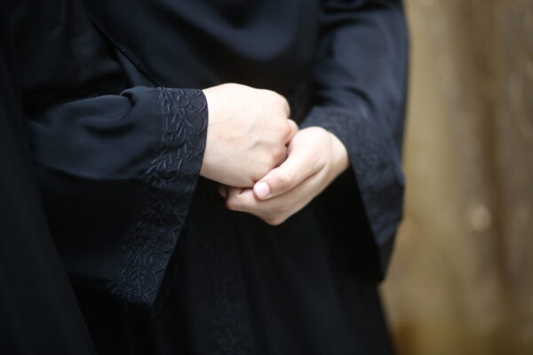 Luxurious Black Abaya with Embroidered Sleeves and Button Closure - Image 3
